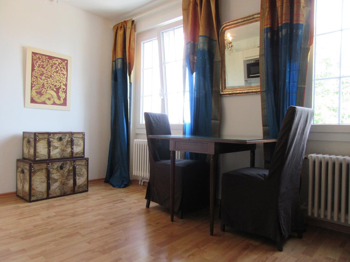 Le Debarcadere Apartment Saint Sulpice  Exterior photo