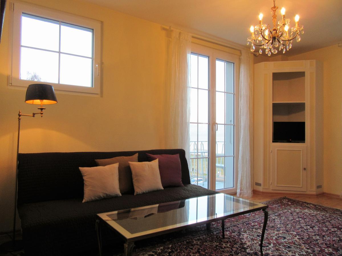 Le Debarcadere Apartment Saint Sulpice  Exterior photo